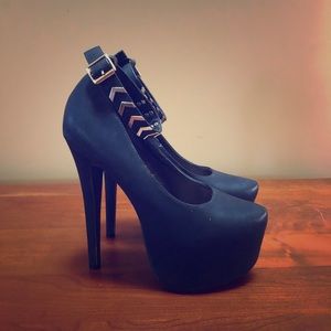 Zara platform heels with metallic ankle strap